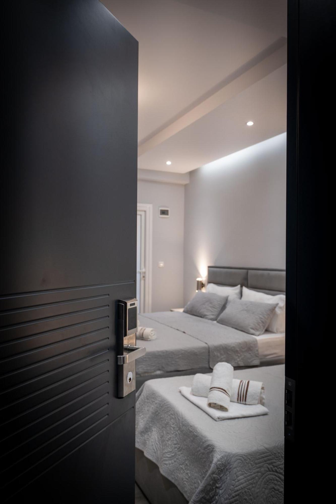 Hotel Porti Саранде Екстериор снимка