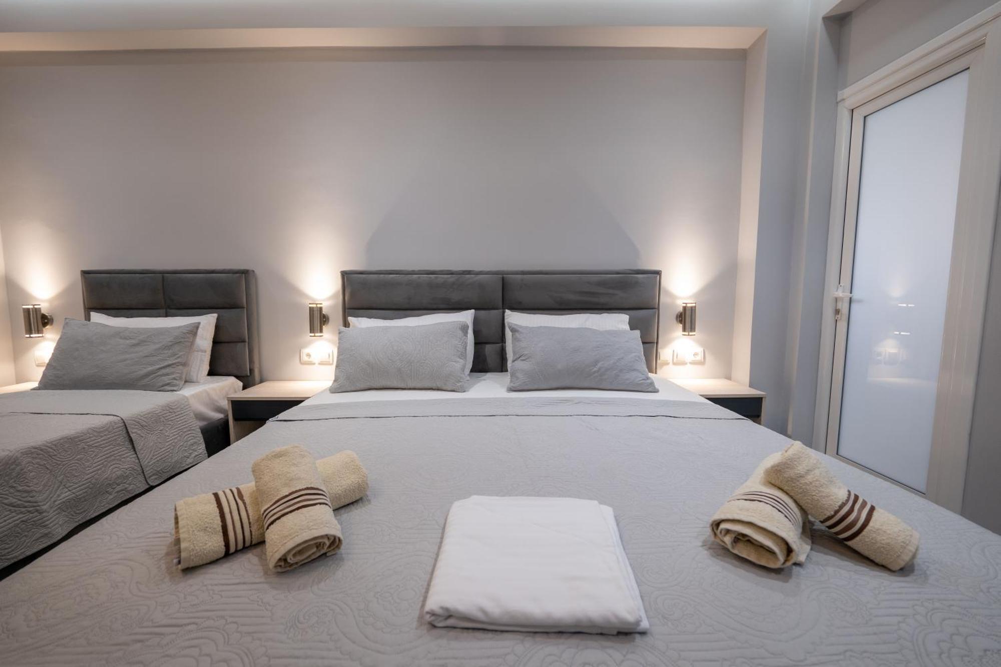 Hotel Porti Саранде Екстериор снимка