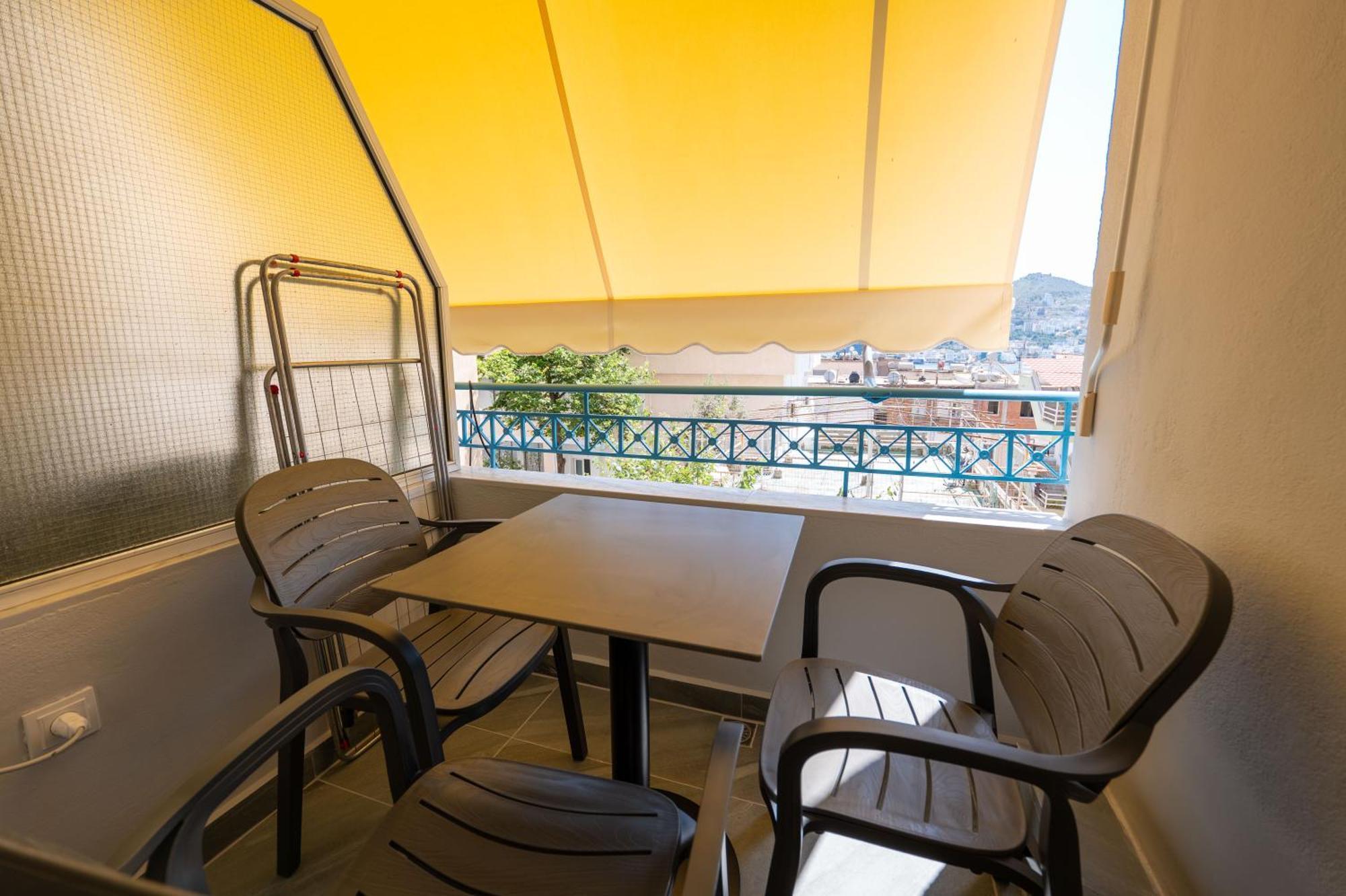 Hotel Porti Саранде Екстериор снимка