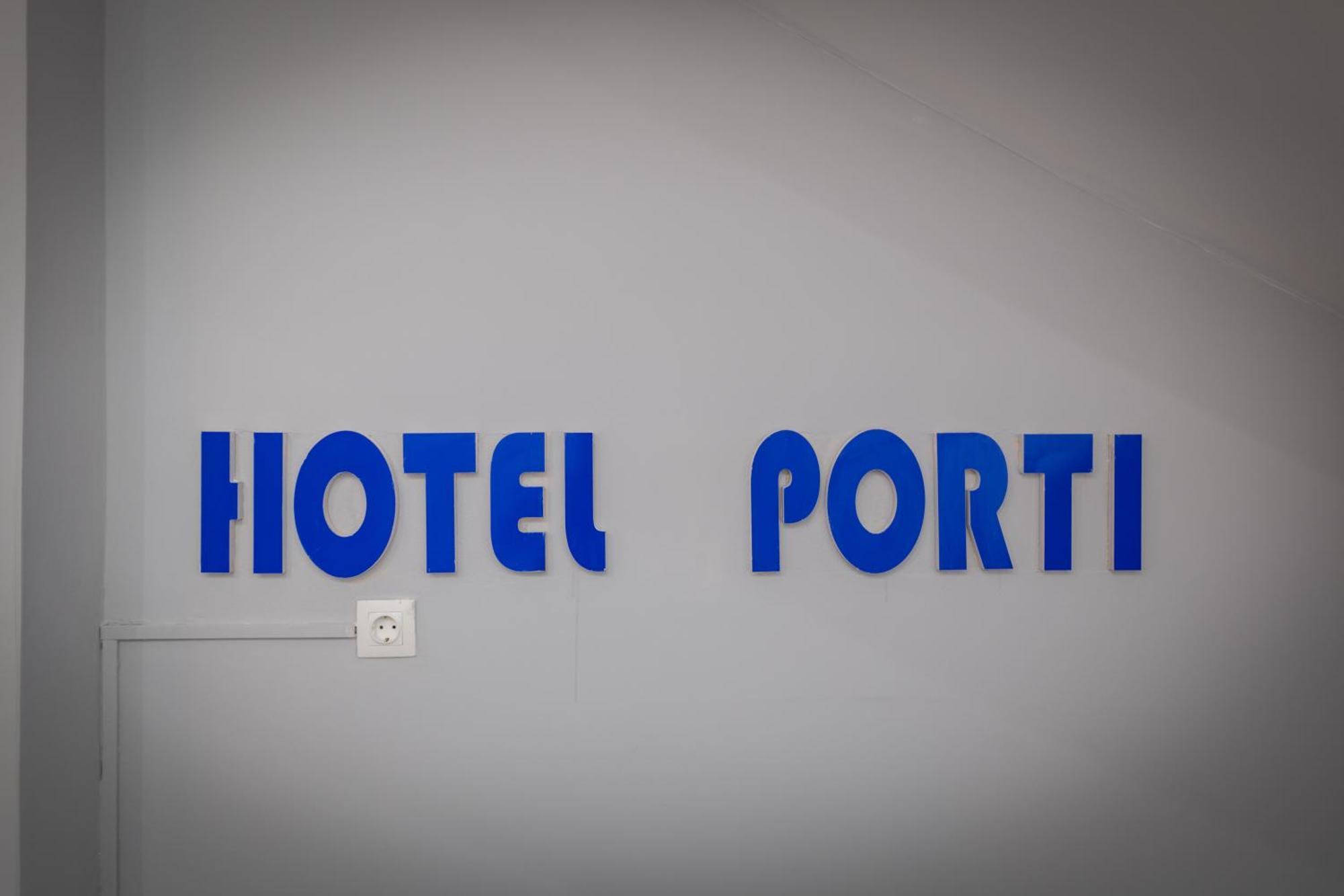 Hotel Porti Саранде Екстериор снимка