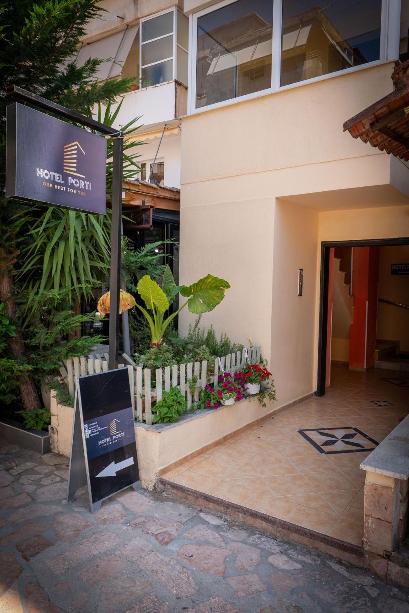 Hotel Porti Саранде Екстериор снимка