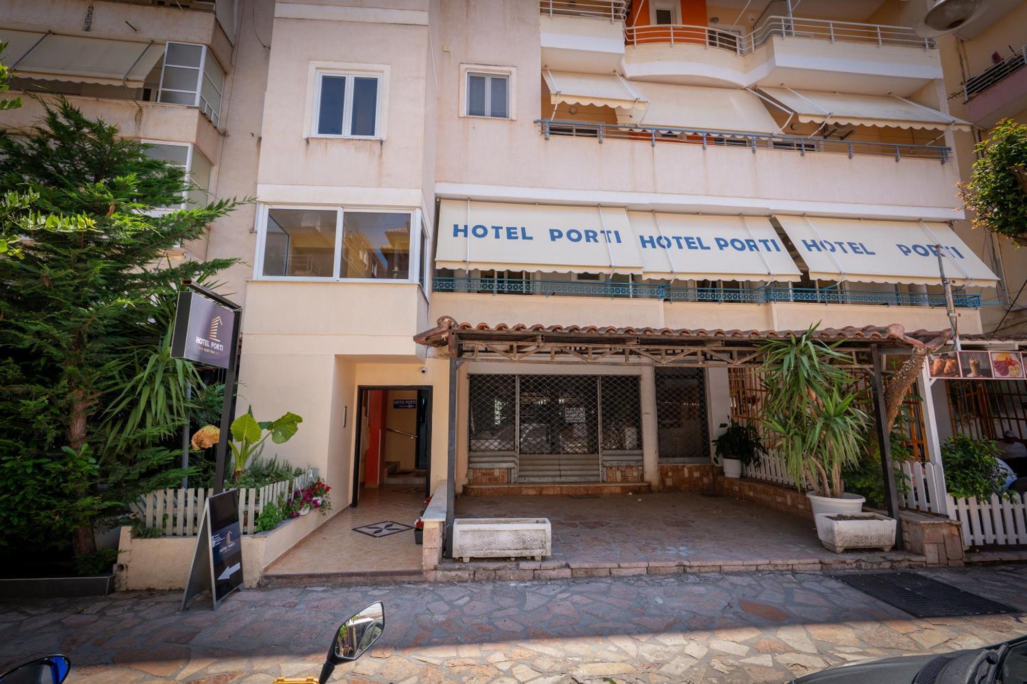 Hotel Porti Саранде Екстериор снимка